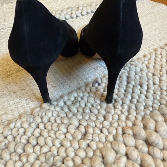 GUC - Pura Lopez Black Suede Heels - Picture 8 of 8